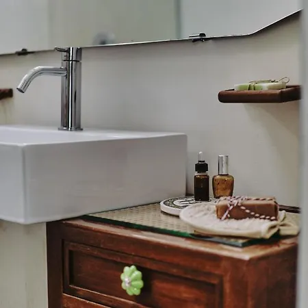 Monna Terra * פרמו