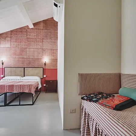 Monna Terra פרמו